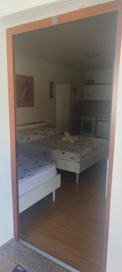 Apartmani Am คิร์ก ภายนอก รูปภาพ