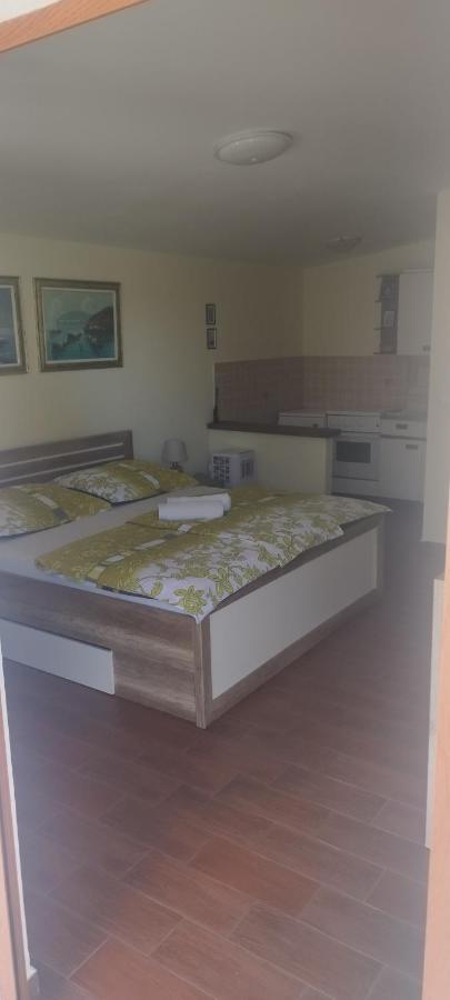 Apartmani Am คิร์ก ภายนอก รูปภาพ